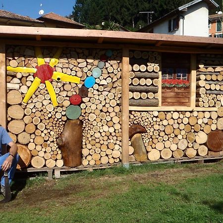 Appartamenti Ca Di Pom Оменя Екстериор снимка